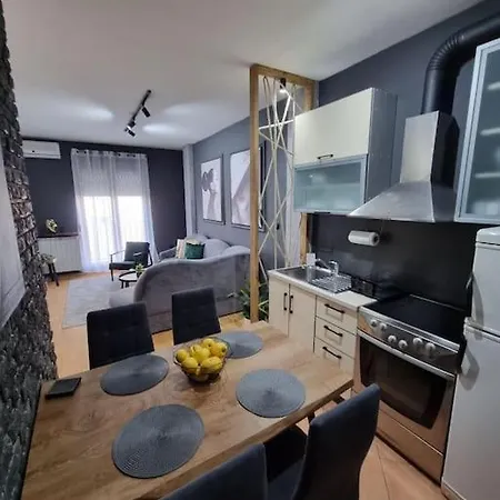 Apartamento Marilyn Lux - Center Skopie